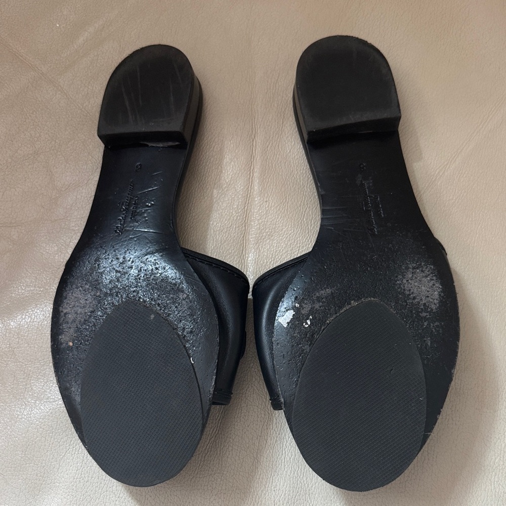 Salvatore Ferragamo Black and Gold Slide Sandals Size 8 - Picture 5 of 6